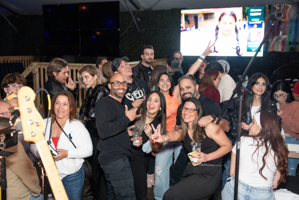 "Una Noche Con" concierto solidario en Miami de Unidos en la Misión